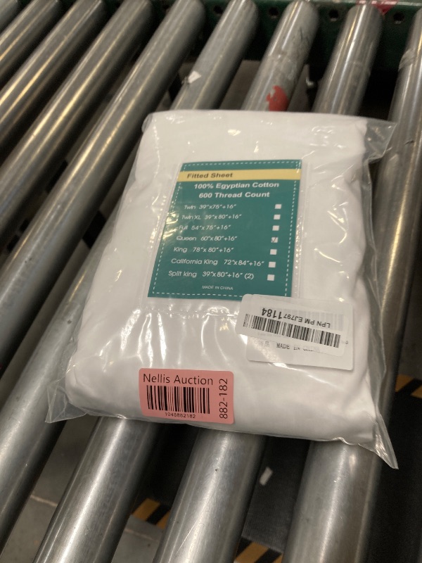 Photo 1 of 100% Egyptian Cotton Fitted Sheet Queen Size White, 600 Thread Count, 8-16" Deep Pocket Sheet, Soft & Elastic Sateen Weave Bottom Sheet for Hotel & Home, (White, 1 Pack Fitted Sheet Only, Queen)