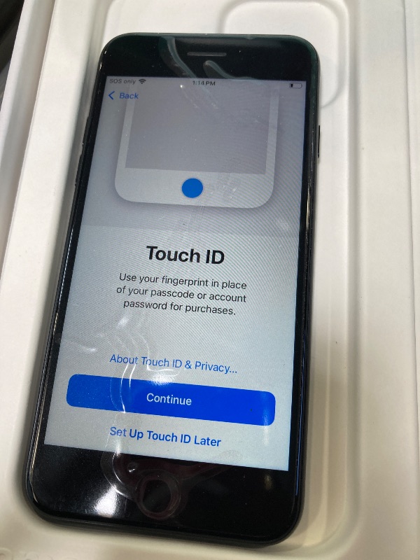 Photo 1 of Apple iPhone SE 3rd Gen, 64GB, Midnight - Unlocked (Renewed Premium)