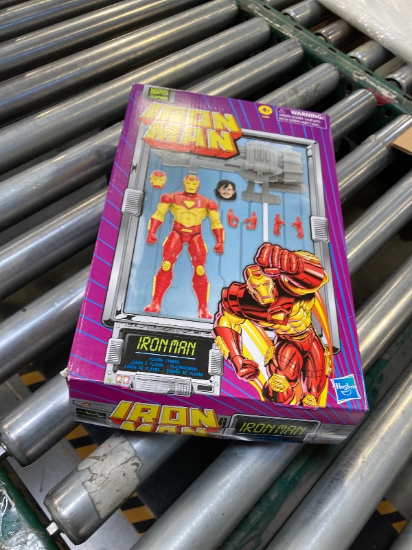 Photo 1 of Hasbro Marvel Legends Series Retro Iron Man 6-inch Action Figure