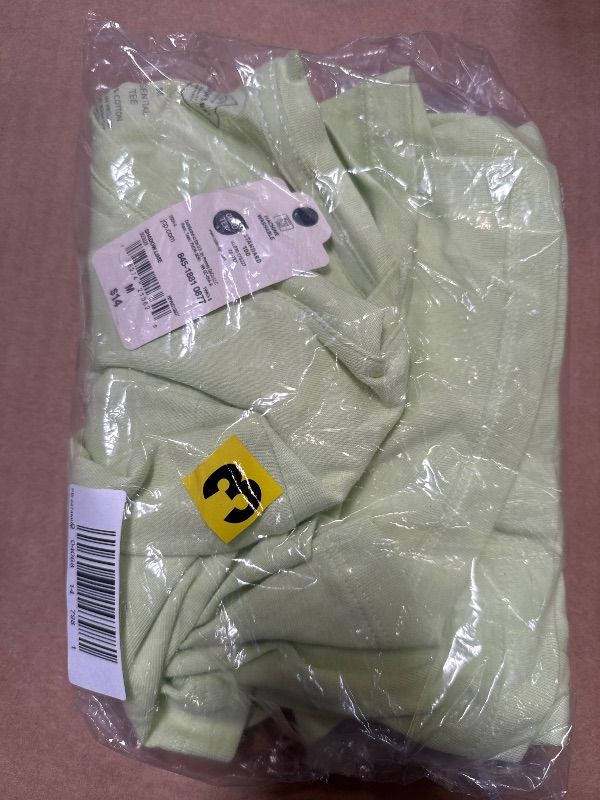 Photo 1 of St. John's Bay Womens V Neck Short Sleeve T-Shirt, Medium, Green
