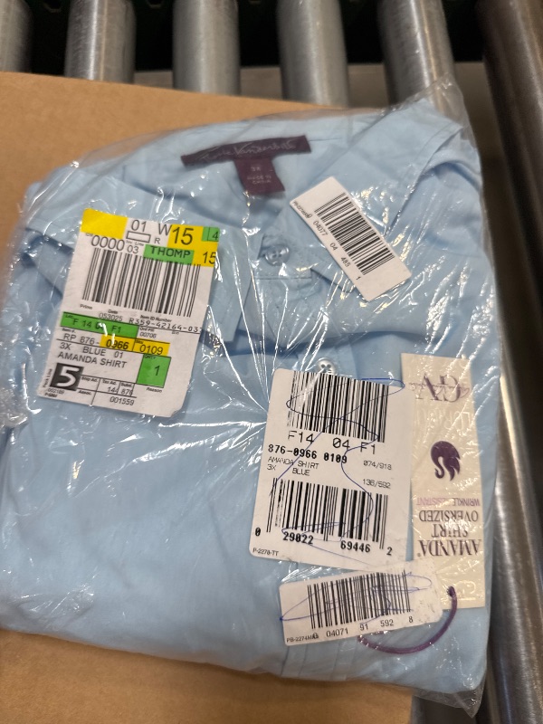 Photo 1 of Gloria Vanderbilt Plus Womens Long Sleeve Regular Fit Button-Down Shirt, 3x, Blue
