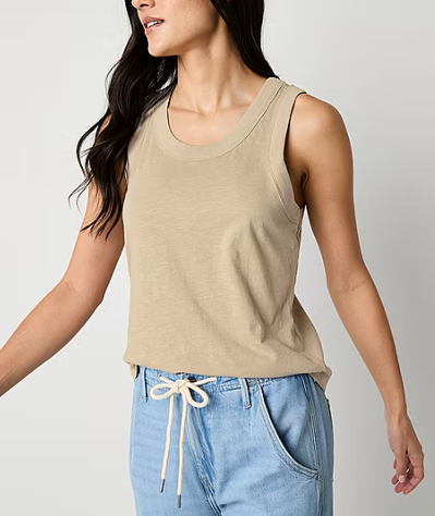 Photo 1 of a.n.a Womens U Neck Sleeveless Tank Top Small