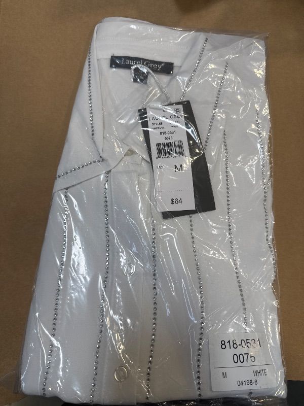 Photo 1 of Laurel Grey Womens Long Sleeve Regular Fit Button-Down Shirt, Medium, White

