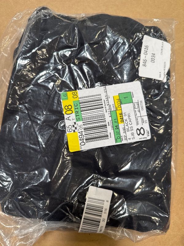 Photo 1 of St. John's Bay Secretly Slender Womens Straight Mid Rise Straight Fit Capri Pant size 4 Black 
