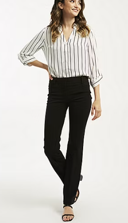 Photo 1 of by&by Juniors Womens Magic Waistband Bootcut Suit Pants size 17
