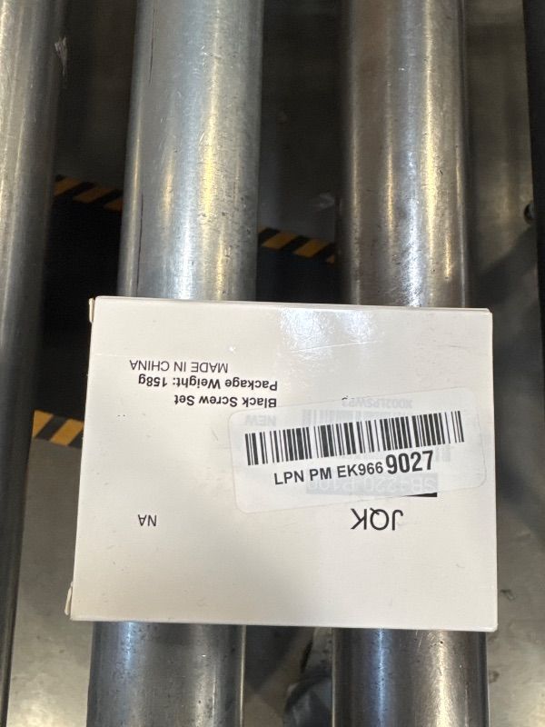 Photo 1 of JQK #8 x 3/4" Black Screw, Flat Head Phillips Wood Screw 18-8 S/S Electroplating Black Stainless Steel, #8 x 3/4-Inch, 100-Piece, SB4220-P100