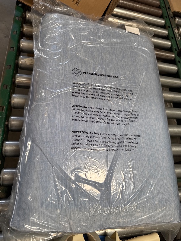 Photo 1 of Beautyrest 98137-3020 Silver Aquacool Memory Foam Pillow with Removable Cover, 
