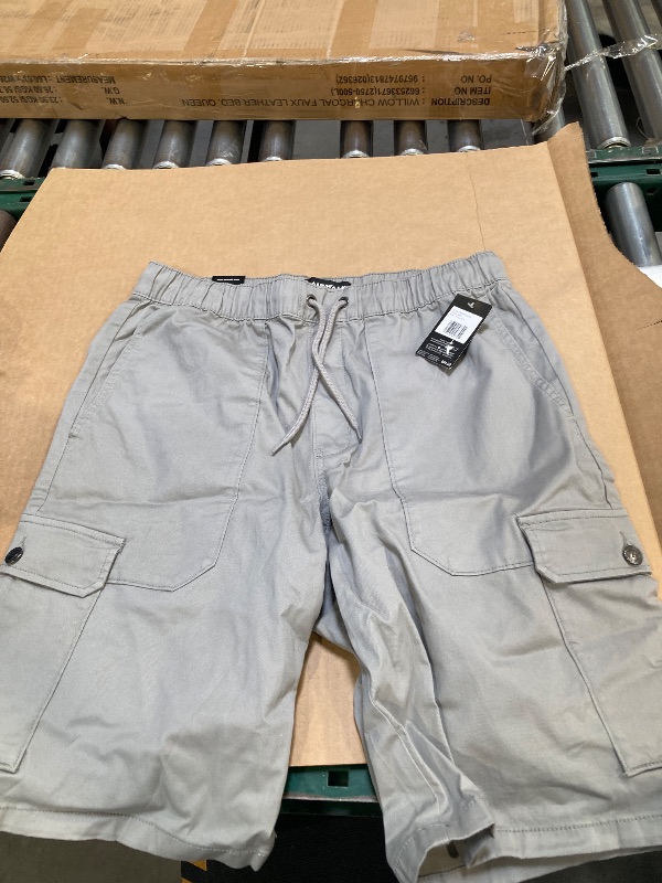 Photo 1 of Airwalk Mens Cargo Shorts Grey size large 
