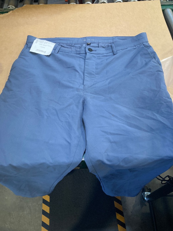 Photo 1 of Banana Republic Men's Athletic Pants ( Size 38x30 ) 