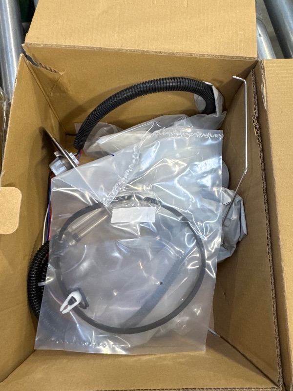 Photo 1 of YHTAUTO Fuel Pump Assembly Compatible with Ford F-250 1999 5.4L, F-250 Super Duty 1999-2004 5.4L/6.8L, F-350 Super Duty 1999-2004 5.4L/6.8L Center Tank