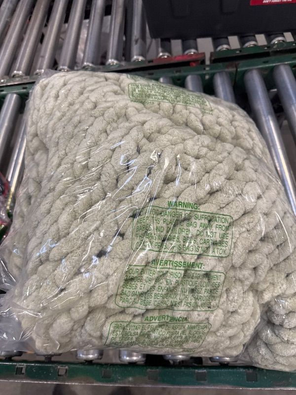 Photo 1 of Feabuccy Soft Chunky Knit Blanket, 50X60 Inch Handmade Thick Chenille Yarn Throw Without Shedding & Raveling, Aesthetic & Cozy Home Decor with Couch Sofa Bed, Gift Pack, Sage Green