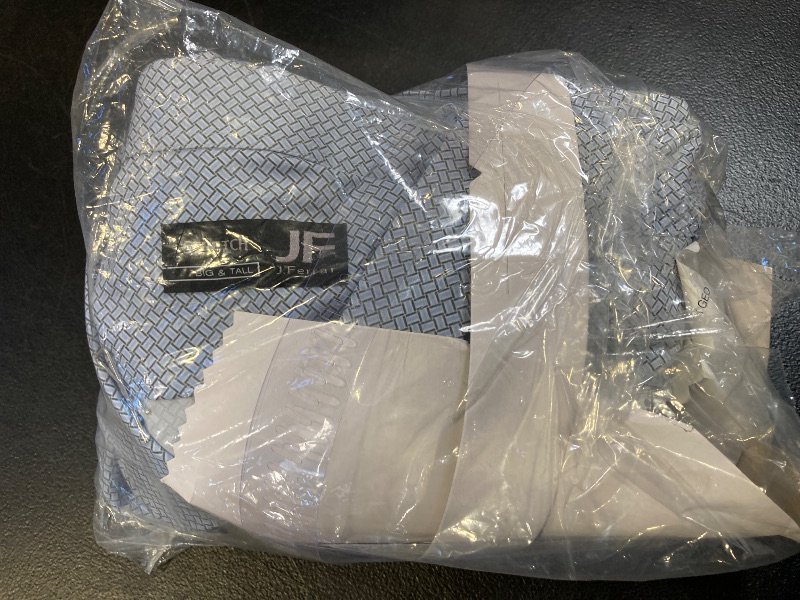 Photo 1 of J. Ferrar Big and Tall Ultra Comfort Men's Regular Fit Long Sleeve Dress Shirt, 4x-large Tall, Blue
