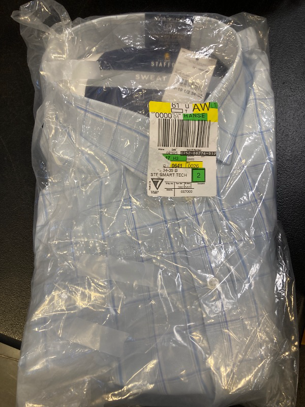 Photo 1 of Stafford Smart Tech Men's Big & Tall Regular Fit Stretch Fabric Wrinkle Free Long Sleeve Dress Shirt, 19-19.5 34-35, Blue
