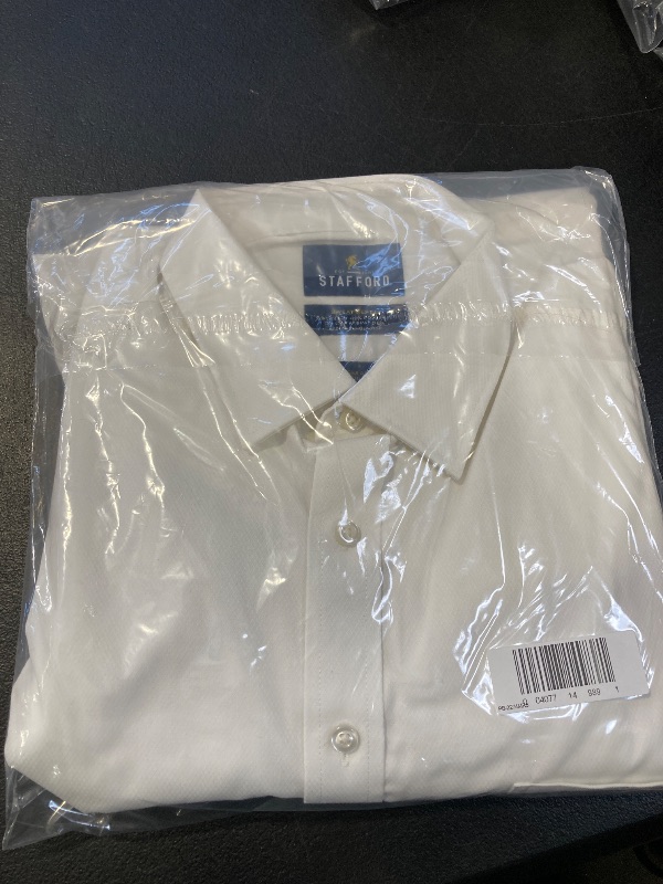 Photo 1 of Stafford Advanced Performance Sweat Repel Men's Regular Fit Stretch Fabric Wrinkle Free Long Sleeve Dress Shirt - L 16-16 1/2 , 34-35