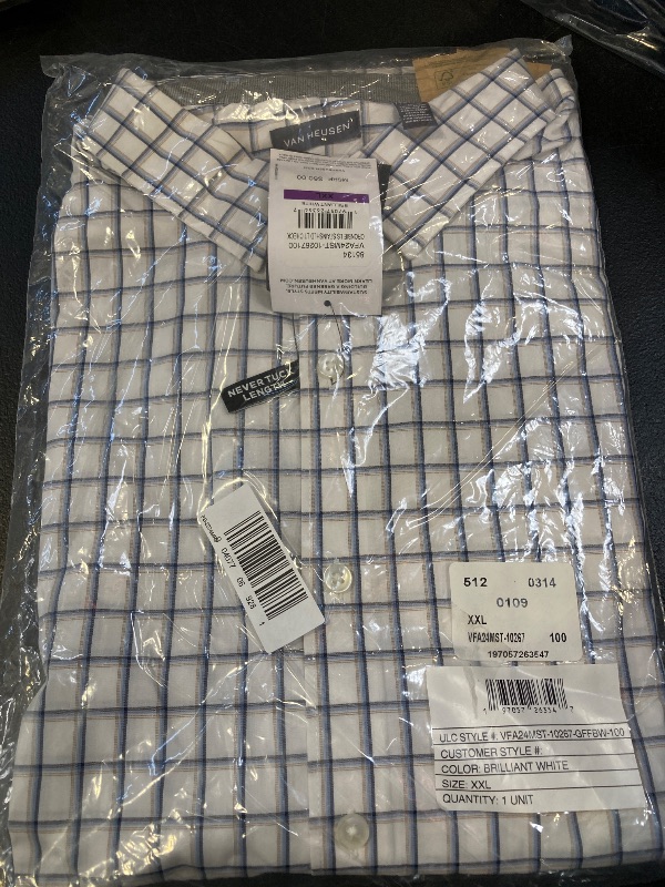 Photo 1 of Van Heusen Men's Slim Fit Long Sleeve Checked Button-Down Shirt, XX-Large, White
