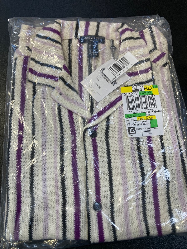 Photo 1 of Forever 21 Men's Short Sleeve Striped Button-Down Shirt - L 