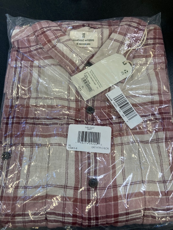 Photo 1 of Mutual Weave Men's Regular Fit Long Sleeve Flannel Shirt, X-large

