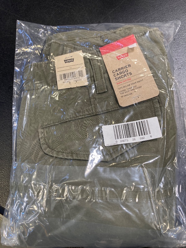 Photo 1 of Levi's Men's Carrier 9.5" Cargo Shorts - Olive Night - 32
