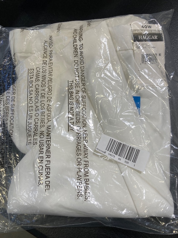 Photo 1 of Haggar Men's Cool 18 Pro Flat Front Classic-Fit 9.5" Shorts - White - 40W 
