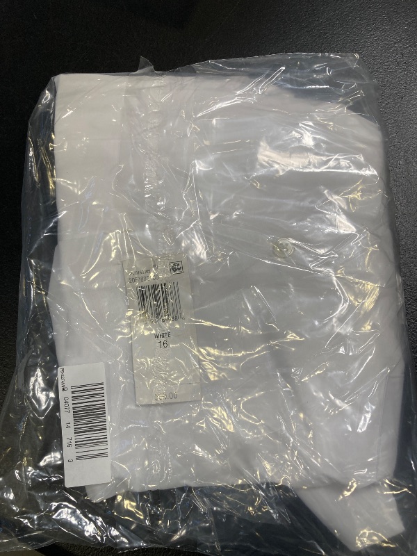 Photo 1 of Van Heusen Poplin Solid Short-Sleeve Dress Shirt - White - 16 