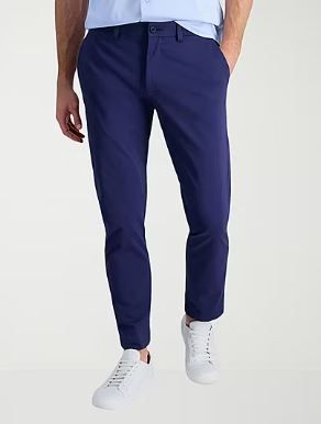 Photo 1 of Haggar Sport Travel Performance Men's Comfort Waistband Straight Straight Fit Flat Front Pant - 36 X 32 
