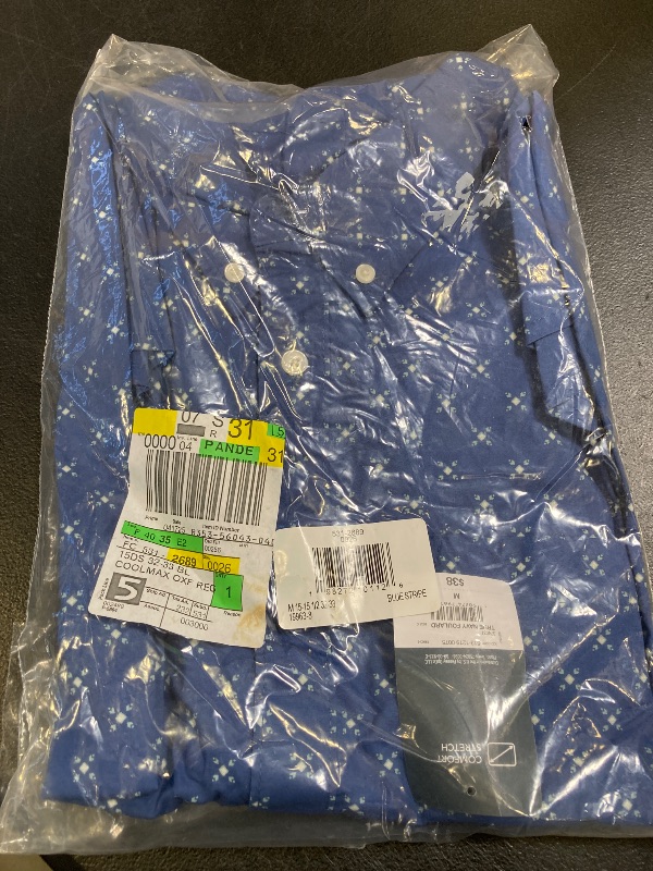 Photo 1 of St. John's Bay Men's Poplin Short Sleeve Classic Fit Button-Down Shirt, Medium, Blue
