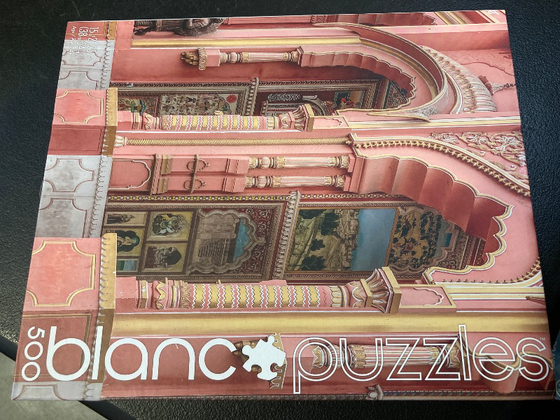 Photo 1 of Buffalo Games - blanc - Anika Pannu - Hawa Mahal - 500 Piece Jigsaw Puzzle for Adults -Challenging Puzzle Perfect for Game Nights - Finished Size is 21.25 x 15.00