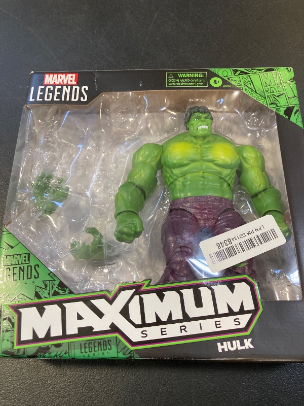 Photo 1 of Marvel Legends Maximum Series Hulk, Deluxe Hulk Comics Collectible 6-Inch Scale Action Figure with Incredible Articulation and Smashing Accessories