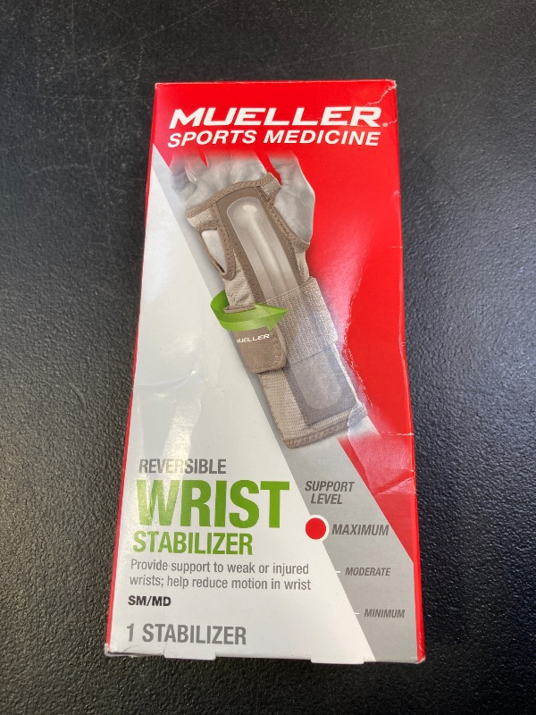Photo 1 of MUELLER Sports Medicine Reversible Wrist Stabilizer with Splint, Wrist Pain Relief Support for Men and Women, Ideal for Carpal Tunnel, Tendinitis, Arthritis, Taupe, Small/Medium