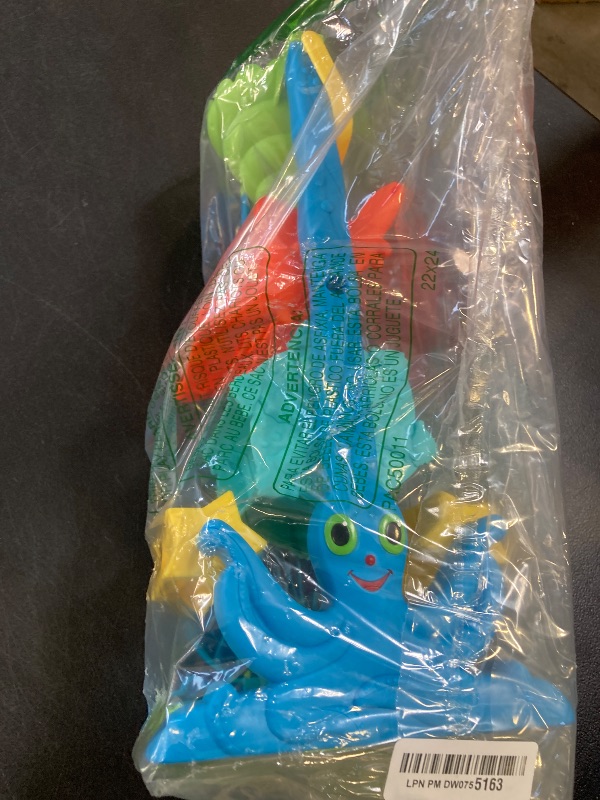 Photo 1 of Melissa & Doug Seaside Sidekicks Sand-and-Water Sifting Funnel