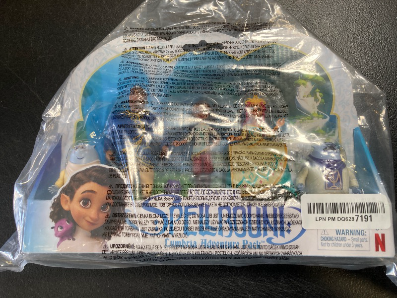 Photo 1 of Spellbound, Lumbria Adventure Pack with 6 Collectible Action Figures, from The Netflix Movie, Kids Toys for Girls & Boys Ages 6 and up