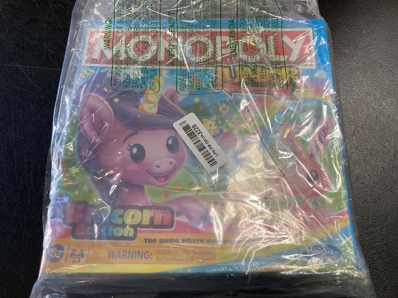 Photo 1 of Monopoly Junior: Unicorn Edition Board Game | Magical-Themed Indoor Family Game | 2 to 4 Players | Preschool Games | Kids Gifts | Ages 5 and Up (Amazon Exclusive)
