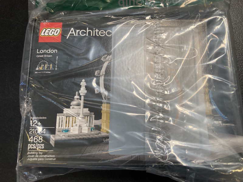 Photo 1 of LEGO Architecture London Skyline Collection 21034 Building Set Model Kit and Gift for Kids and Adults (468 pieces)