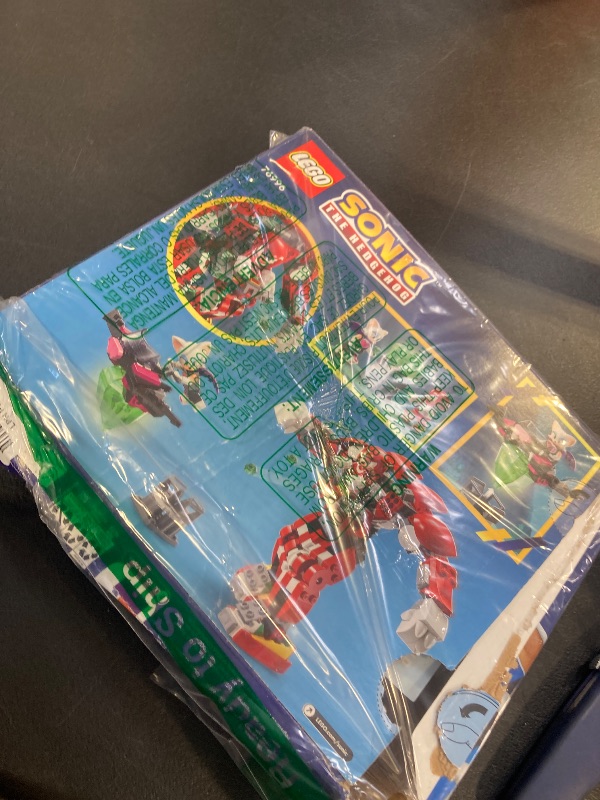 Photo 1 of LEGO Sonic The Hedgehog Knuckles’ Guardian Mech Building Toy Set, Sonic Toy for Kids, Video Game Inspired Knuckles Action Figure with Master Emerald, Gaming Gift for 8 Year Old Boys and Girls, 76996