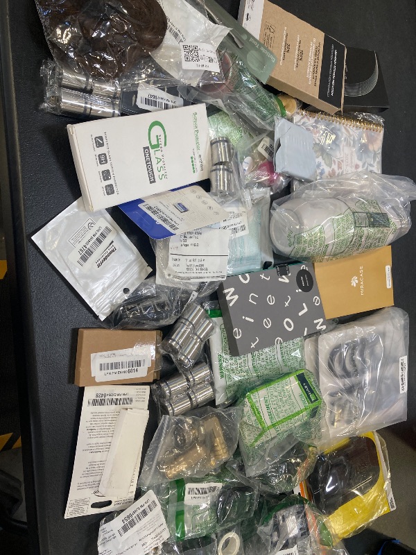 Photo 1 of BAG LOT. MISC. ITEMS
----FINAL SALE / NO RETURNS ---