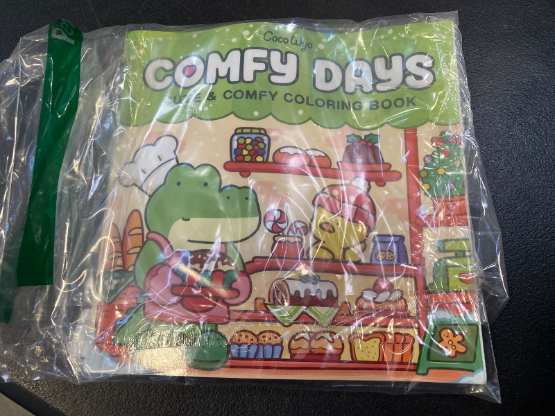 Photo 1 of Comfy Days: Coloring Book for Adults and Teens Featuring Super Cute Animal Characters in Cozy Hygge Moments for Relaxation (Cozy Spaces Coloring)