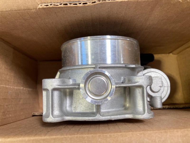 Photo 1 of NewYall 3.0L 3.6L Throttle Body for Buick Enclave LaCrosse Cadillac CTS SRX XTS ATS GMC Canyon Terrain Acadia Chevrolet Captiva Sport Colorado Caprice Camaro Equinox Impala Traverse
