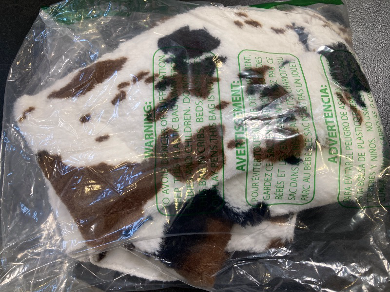 Photo 1 of MACEVIA Cowhide Rug Cute Cow Print Rugs Western Decor for Living Room Bedroom Faux Animal Area Carpet Non-Slip 43.3" L x 29.5" W(3.6ft x 2.4ft)