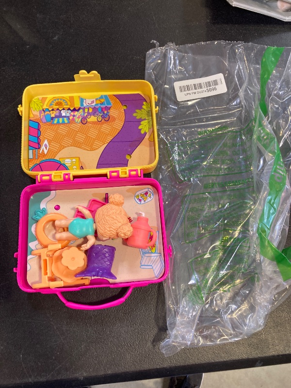 Photo 1 of Baby Alive beach Cuties, Surprise Toy, 3-Inch Doll for Kids 3 and Up, 10 Surprises in Lunchbox-Style Case (Styles May Vary)