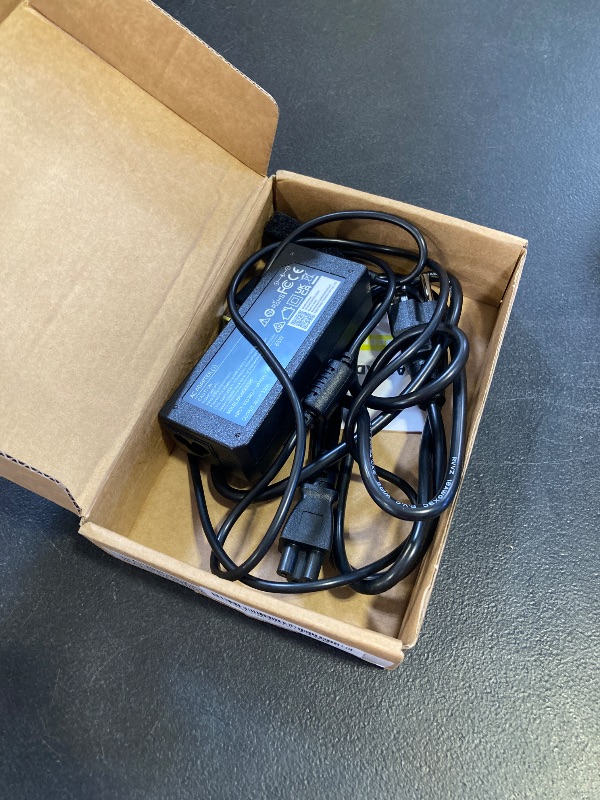 Photo 1 of Laptop Charger for Lenovo ADLX45NDC3A, ADLX45NCC2A, ADLX45DLC3A, ADLX45DLC2A, ADLX65NLC2A, ADLX65NCC2A, ADLX65SDC2A, ADLX45NLC3A, ADLX65NDC2A, ADLX65SLC2A Model, 65W 45W Power Supply Cord