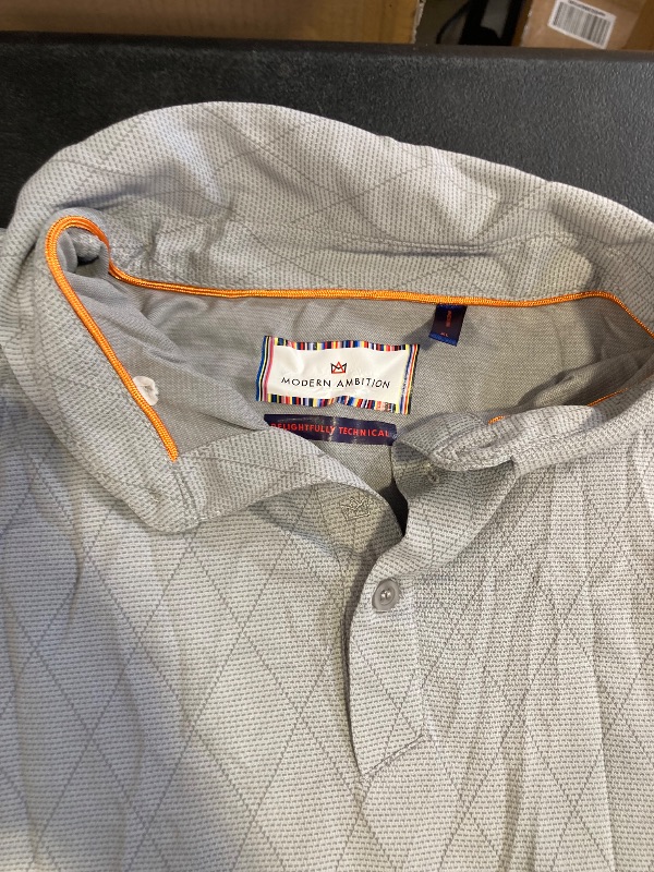 Photo 1 of modern ambition short sleeve collared shirt size xl tape resin 