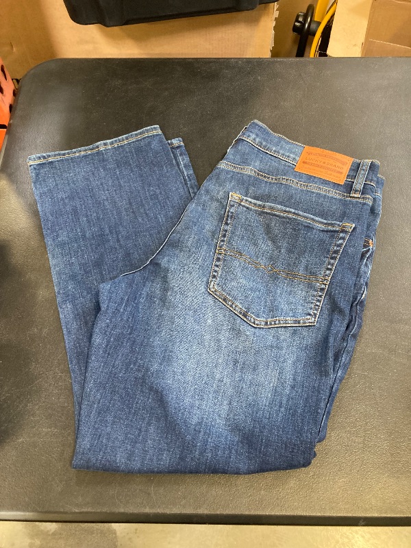 Photo 1 of mens lucky brand blue jean size 36x29