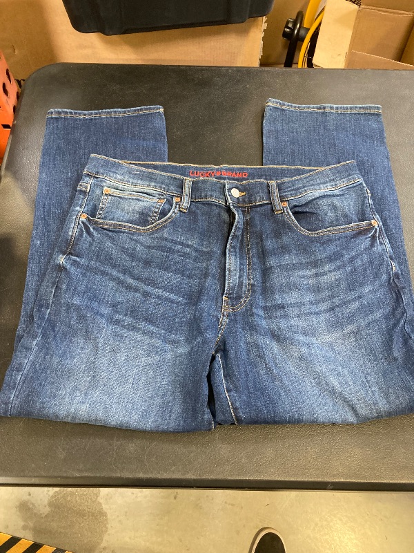 Photo 1 of mens lucky brand blue jean size 36x29