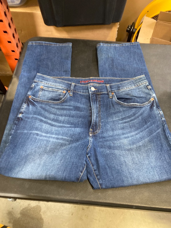 Photo 1 of mens lucky brand blue jean size 36x32