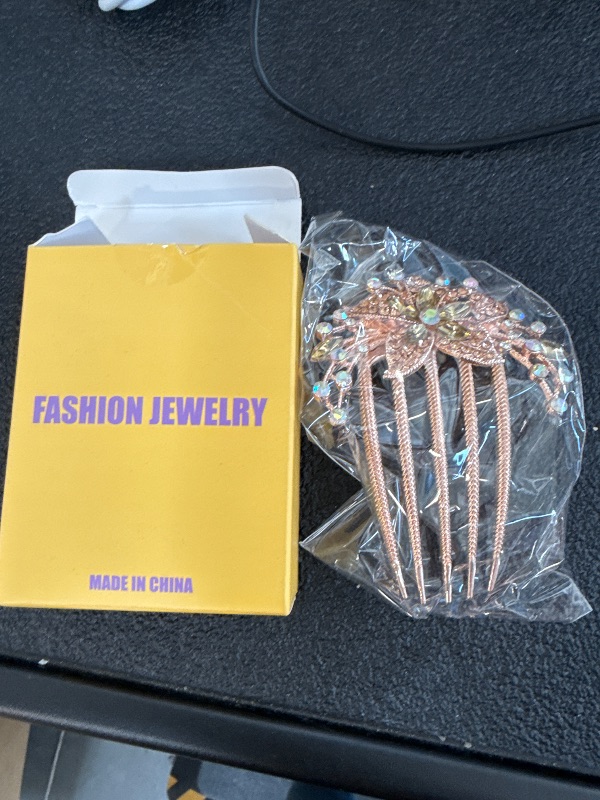 Photo 1 of Chargances Gorgeous Champagne Crystal Hair Comb Bridal Wedding Flower Rhinestone Gem Side Comb with Long Teeth Decorative Fashion Hair Accessories for Women and Girls (Champagne)