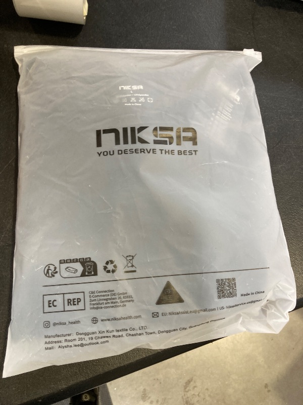 Photo 1 of Niksa Men's Compression Shirts 3/5 Pack, Short Sleeve Athletic Compression Tops Cool Dry Workout T Shirt Dark Black large 