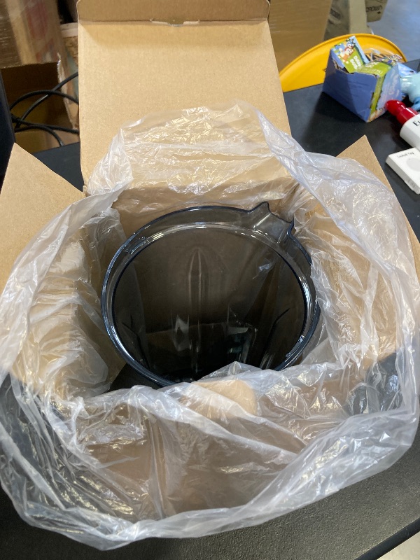 Photo 1 of Blender Pitcher fits Vitamix 64oz Classic Replacement Jar Cup - 4500, 5000, 5200, 6000, 6300, VM0101, VM0102, VM0103