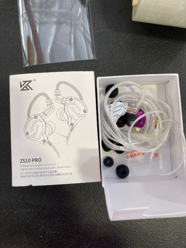 Photo 1 of KZ Acoustics ZS10 Pro in-Ear Earphones white 3 5 mm