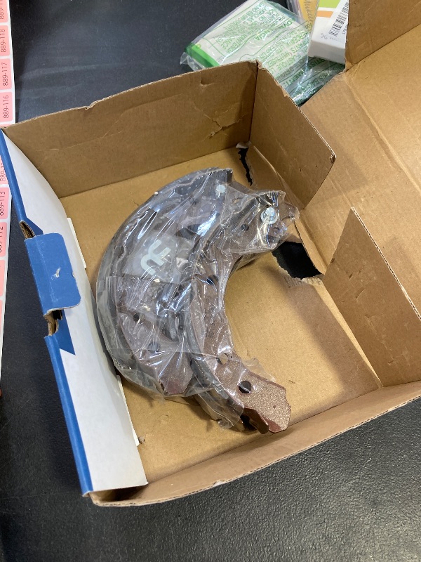 Photo 1 of ACDelco Gold 17801B Bonded Rear Drum Brake Shoe Set