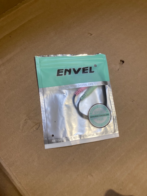 Photo 1 of ENVEL Headset and Microphone Splitter Cable for PC Audio Jack Headphones Adapter Convertors 3.5mm Female to Dual Male for Computer Simultaneously Y Splitter